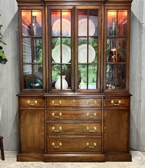 (SOLD) Vintage Mahogany China Cabinet By Councill Craftsman - Image 4